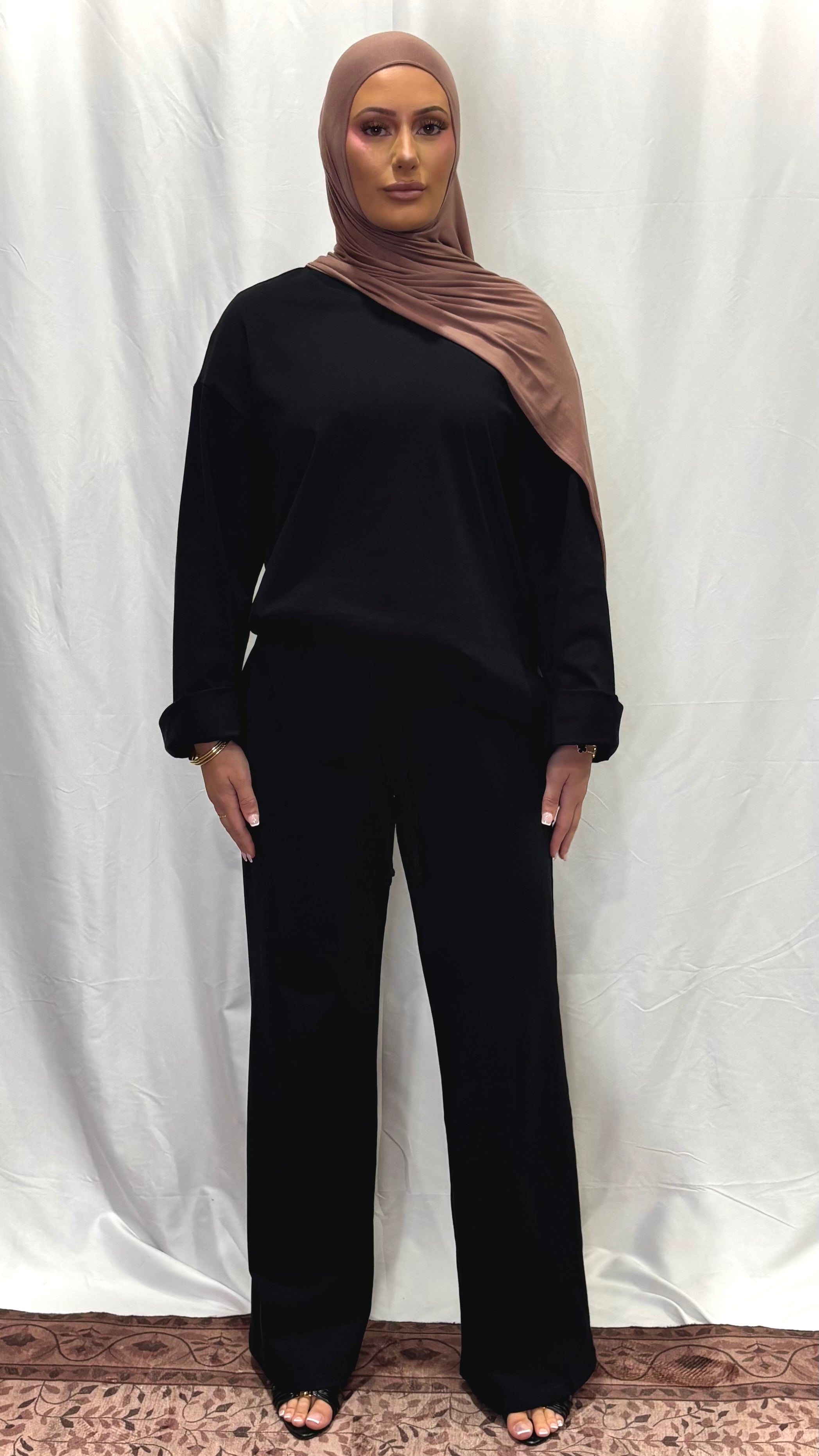 Basik Black Wide Leg Pants