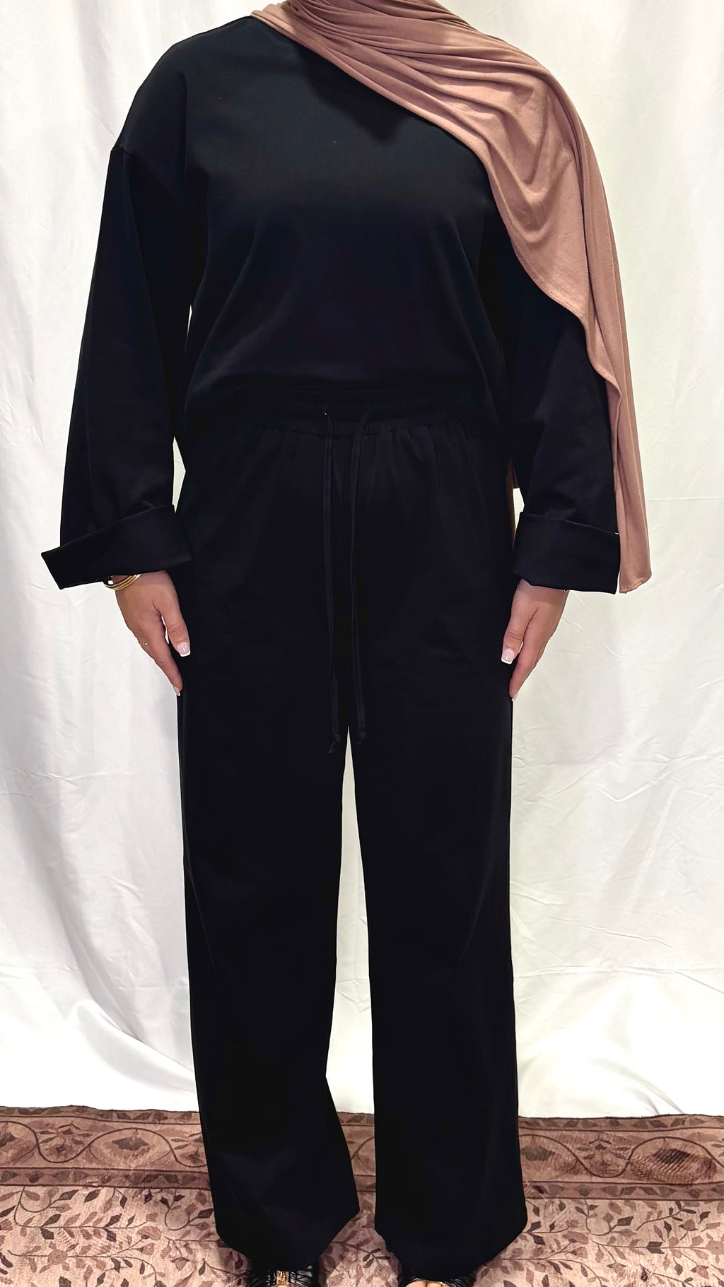 Basik Black Wide Leg Pants
