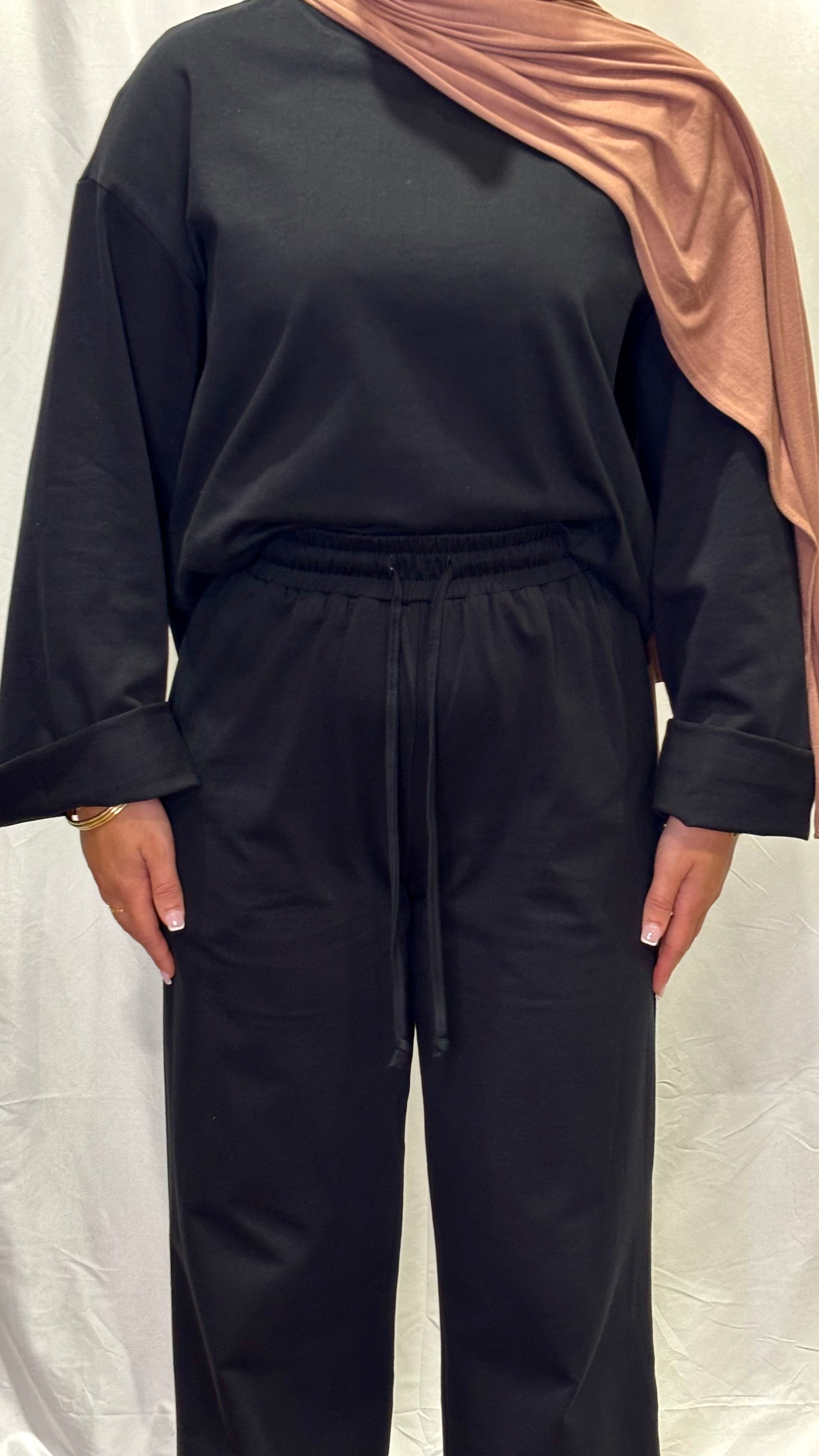 Basik Black Wide Leg Pants