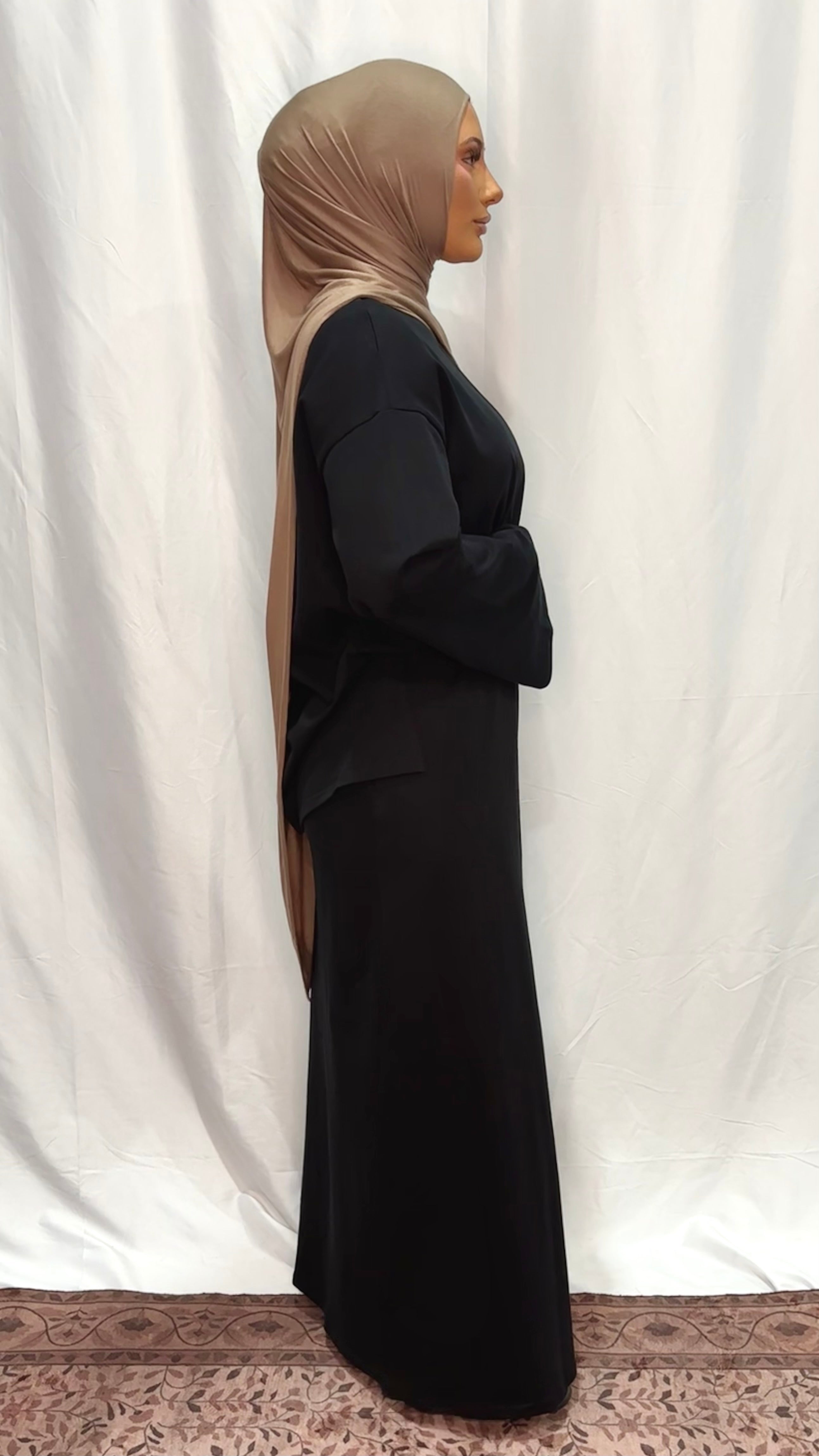 Basik Black Maxi Skirt